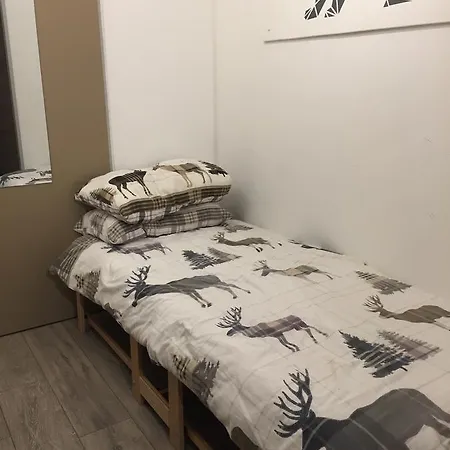 Bear Hutte Near Billa ザールバッハ・ヒンターグレム