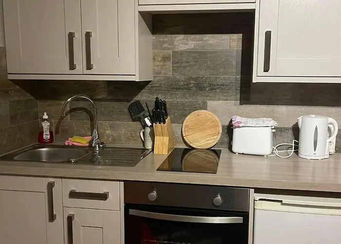 Bear Hutte Near Billa Apartament *