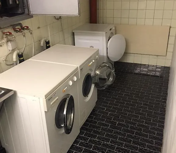 Bear Hutte Near Billa Apartament